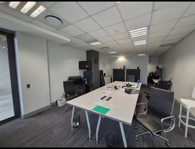 70M² OFFICE TO LET IN MORNINGSIDE